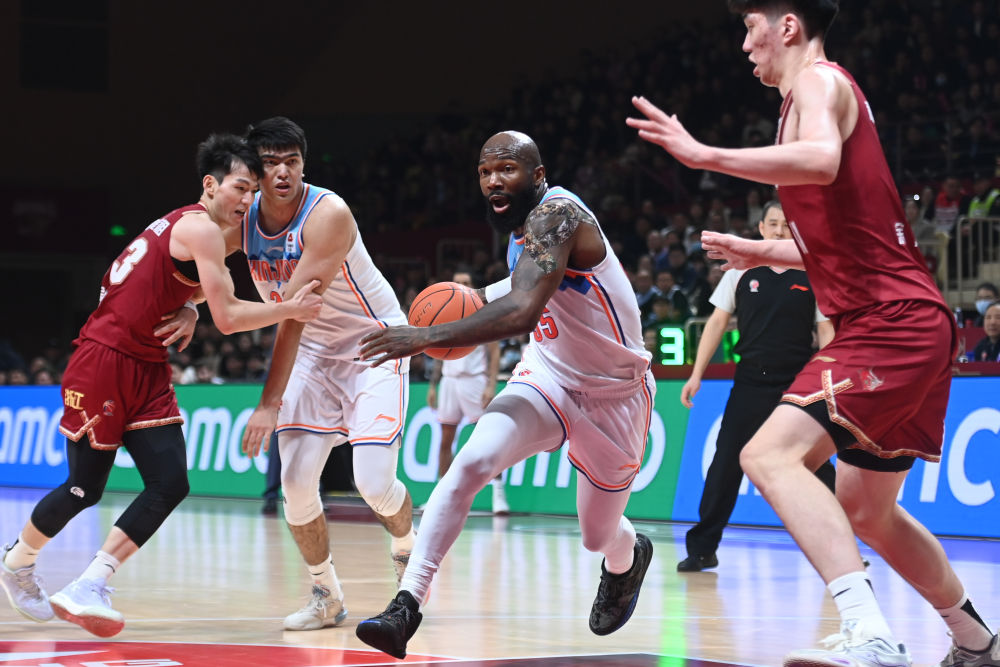 浙江6人得分上雙勝廣廈！阿不都19分新疆擊敗天津！